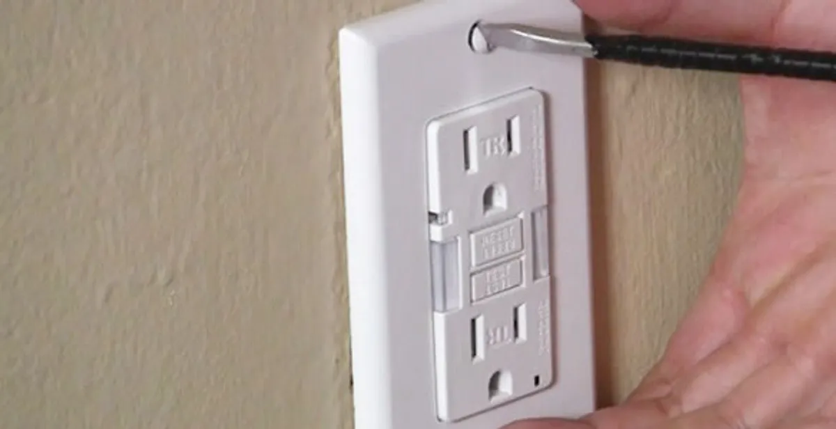gfc outlets service securing and mounting ground fault circuit interrupter outlet by certified electricians in Oklahoma City, OK